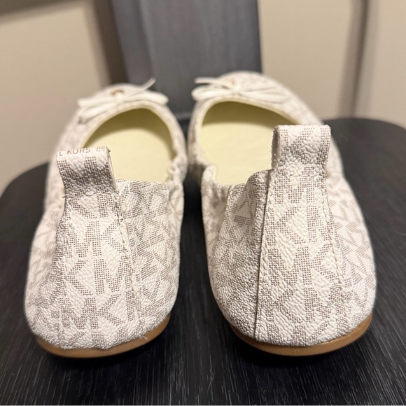 Michael Kors Cream Patterned Flats - Picture 8 of 11